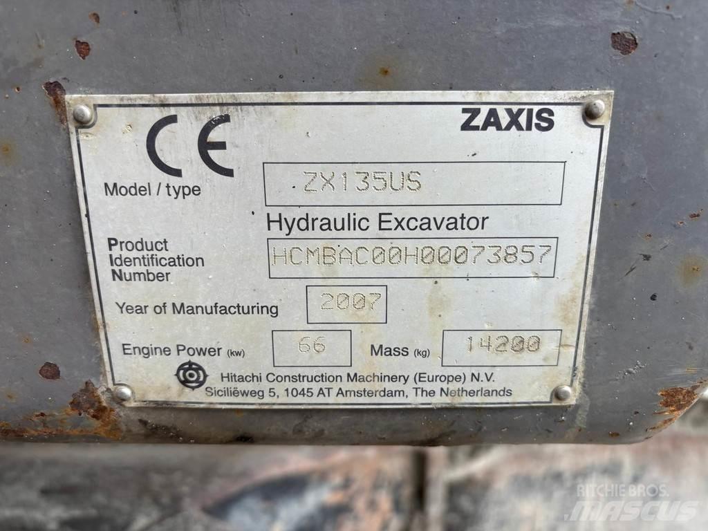 Hitachi ZX135US Speciální bagry