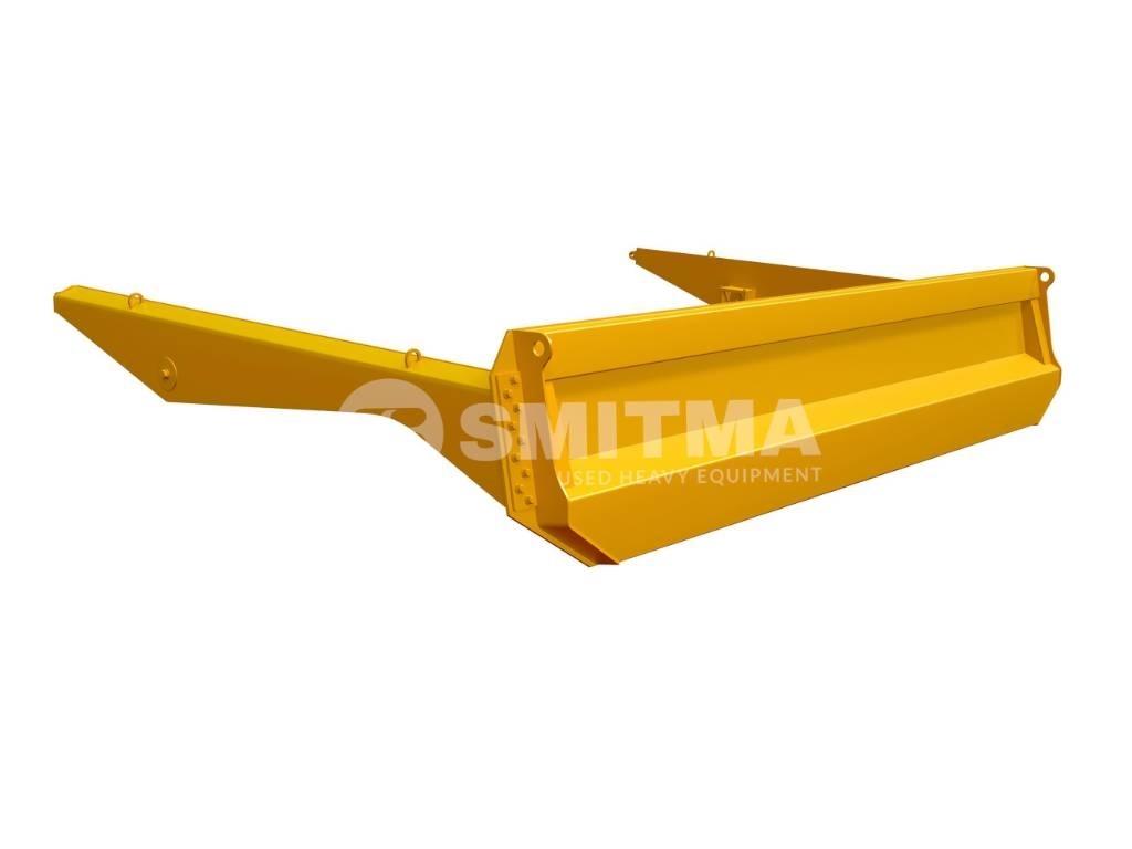 CAT 735C Zadní dveře