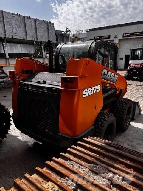 CASE SR 175 Smykem řízené nakladače