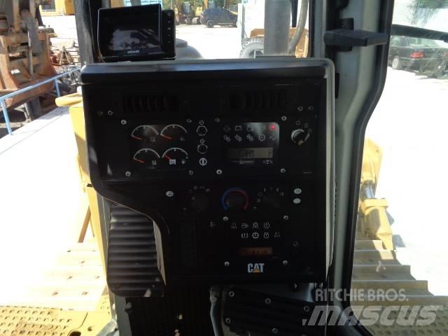 CAT D 6 R XL III Pásové dozery