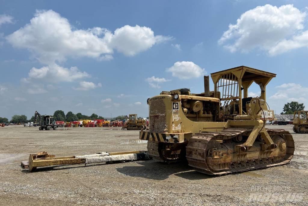 CAT 583 H Pokladače potrubí