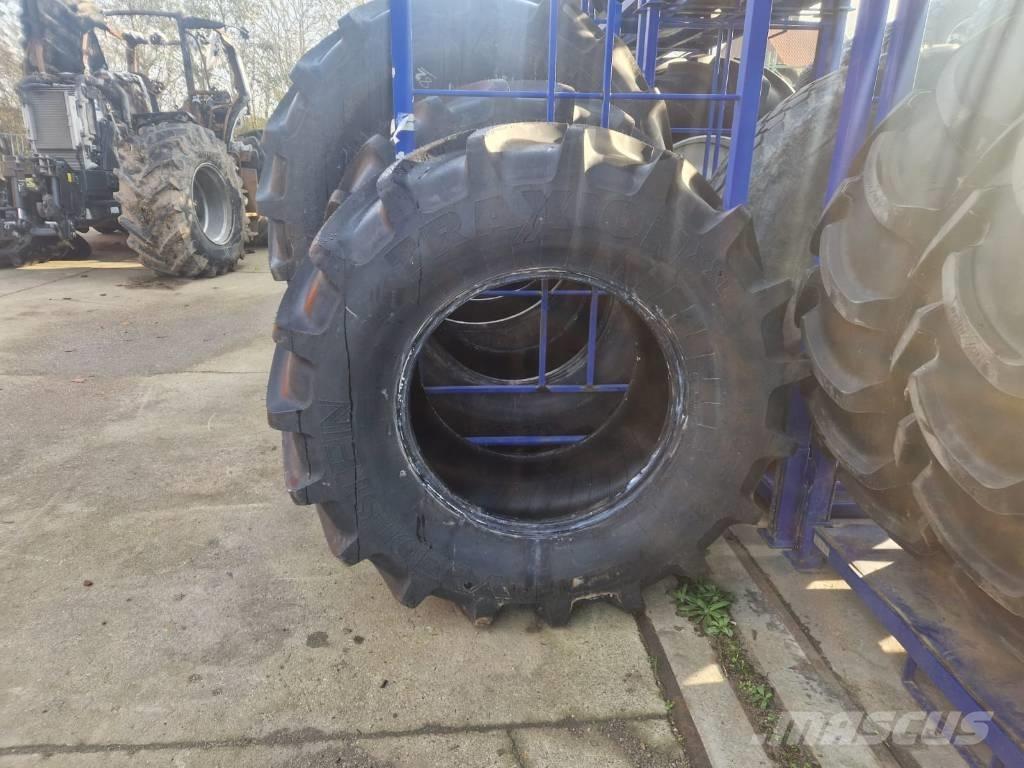 Vredestein banden Pneumatiky, kola a ráfky