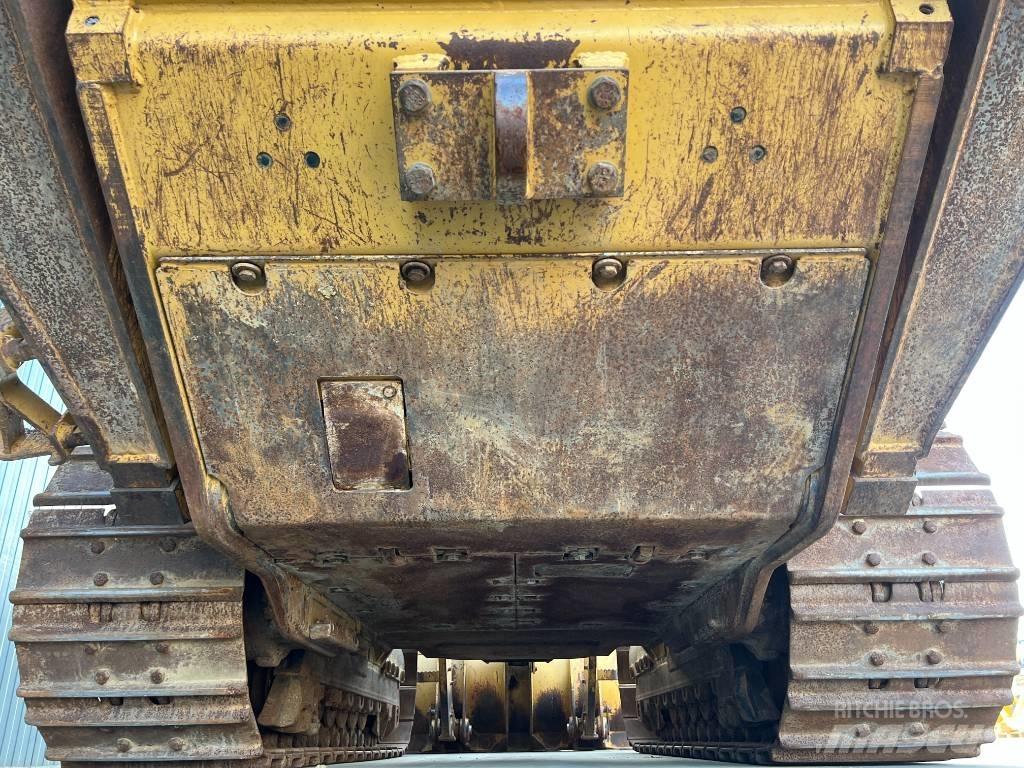 CAT 963D Pásové nakladače