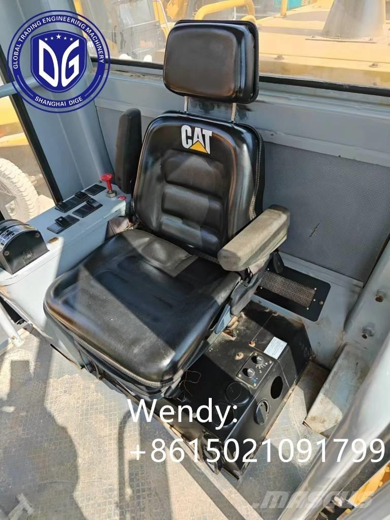 CAT 140 K Grejdry