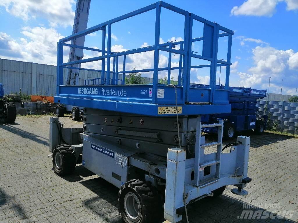 Liftlux SL 108 D 4x4 Nůžková zvedací plošina