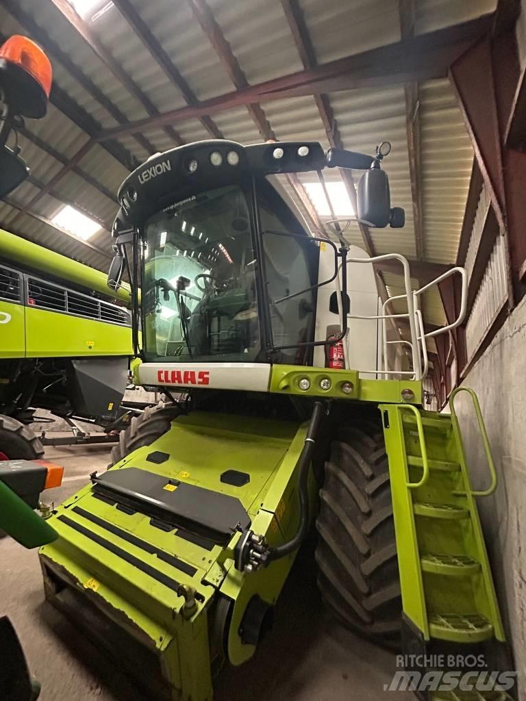 CLAAS Lexion 670 Sklízecí mlátičky