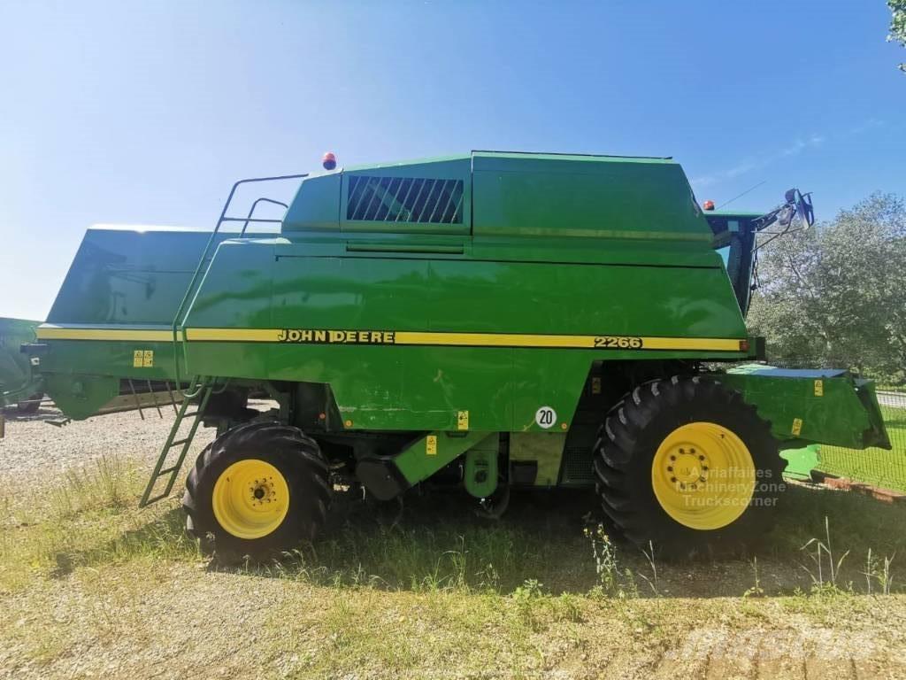 John Deere 2266 Sklízecí mlátičky