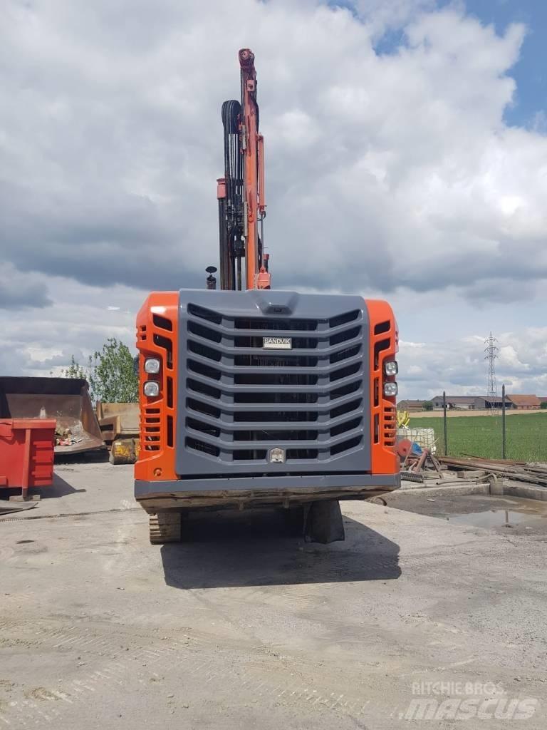 Sandvik DI 550 Povrchové vrtací stroje