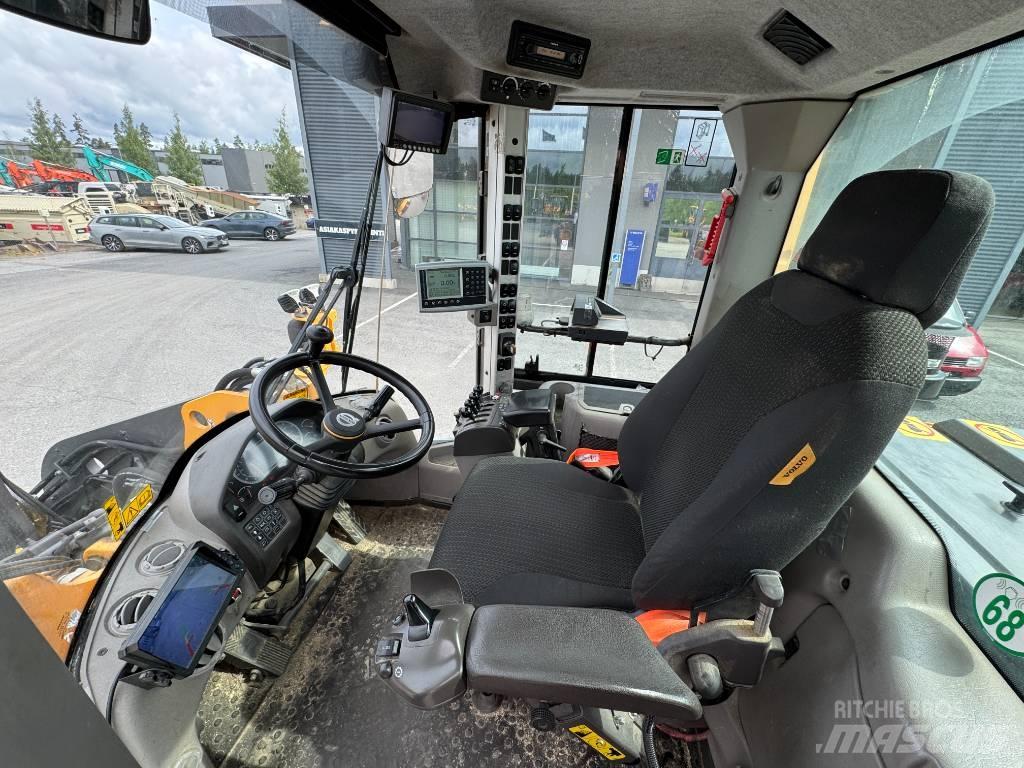 Volvo L 90 H Kolové nakladače