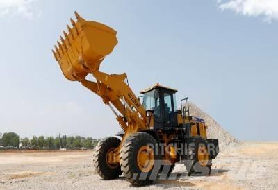 CAT 668D Kolové nakladače