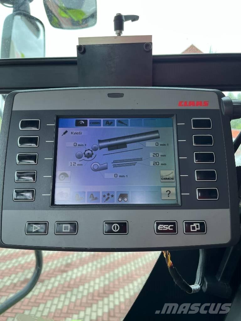 CLAAS Lexion 780 TT Sklízecí mlátičky