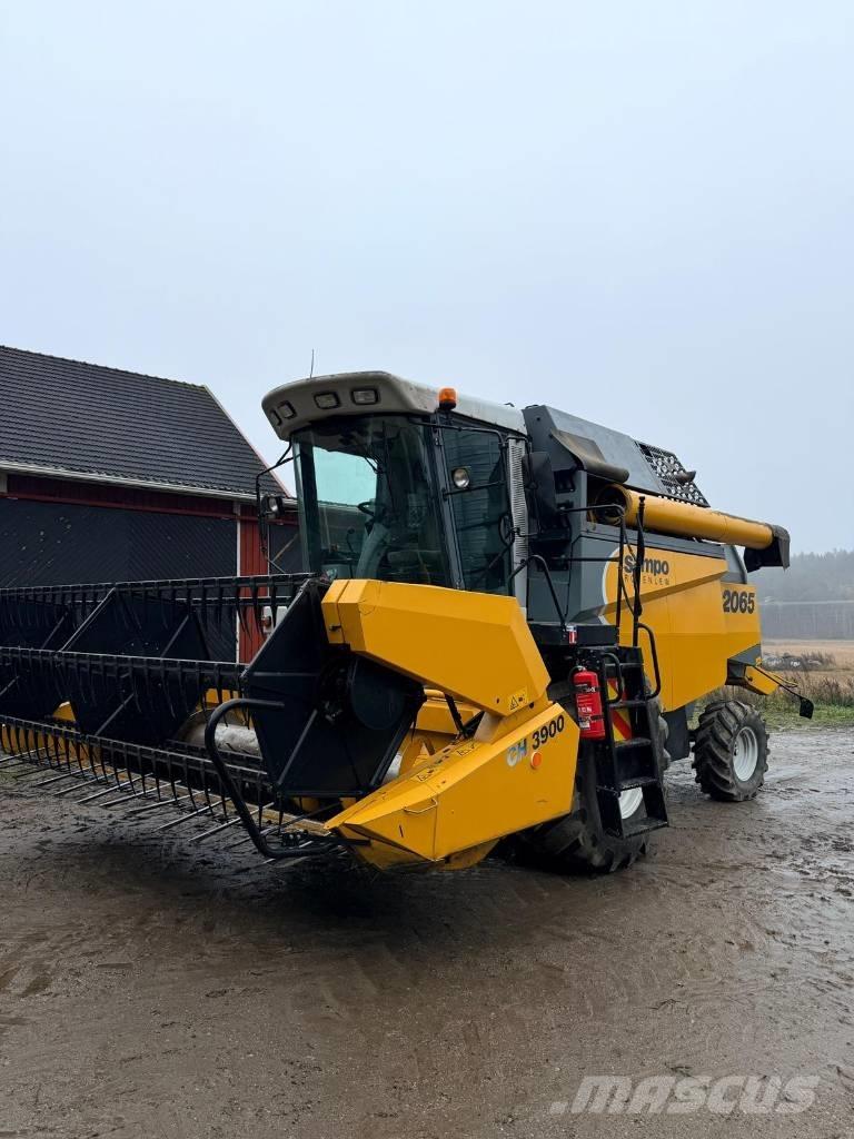 Sampo-Rosenlew 2065 Sklízecí mlátičky