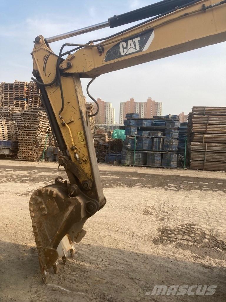 CAT 307 D Pásová rýpadla