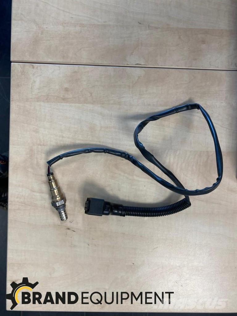 CAT - c4.4    421-7786 Elektronika