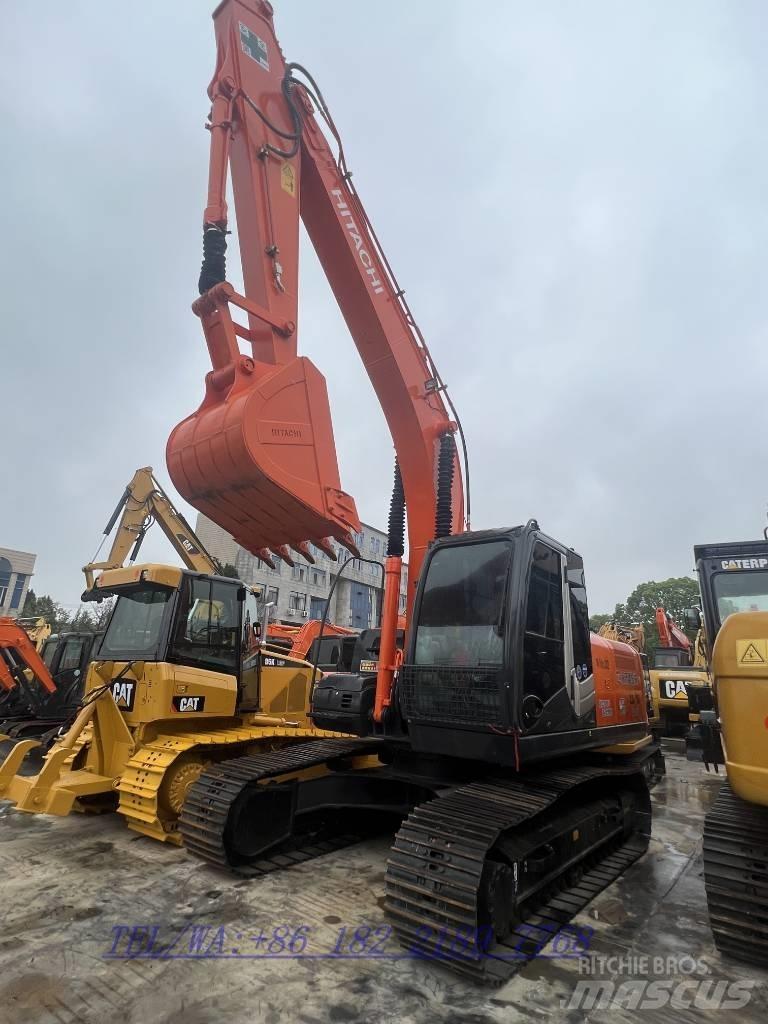 Hitachi ZX200 Pásová rýpadla
