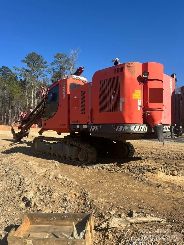 Sandvik DX800 Povrchové vrtací stroje