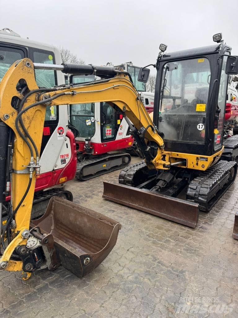 CAT 302.7 D Mini rýpadla < 7t