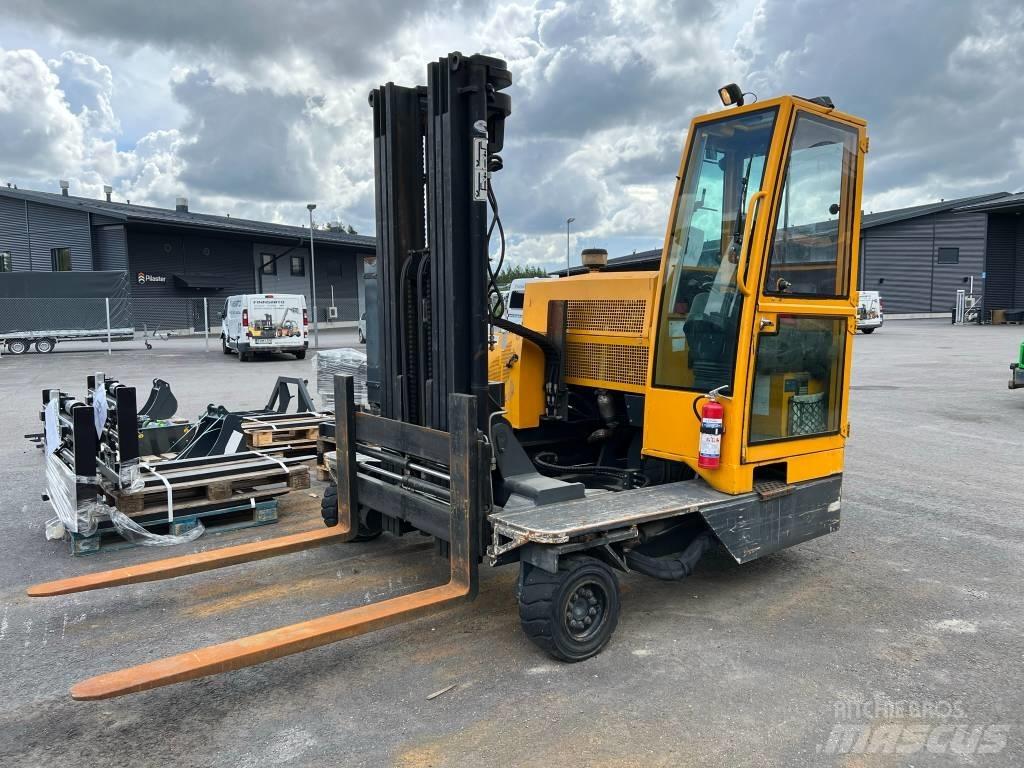 Transmanut T30 Vysokozdvižný vozík s bočním ložením