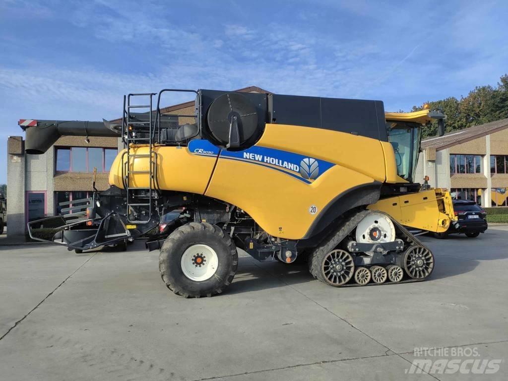New Holland CR 9090 Sklízecí mlátičky