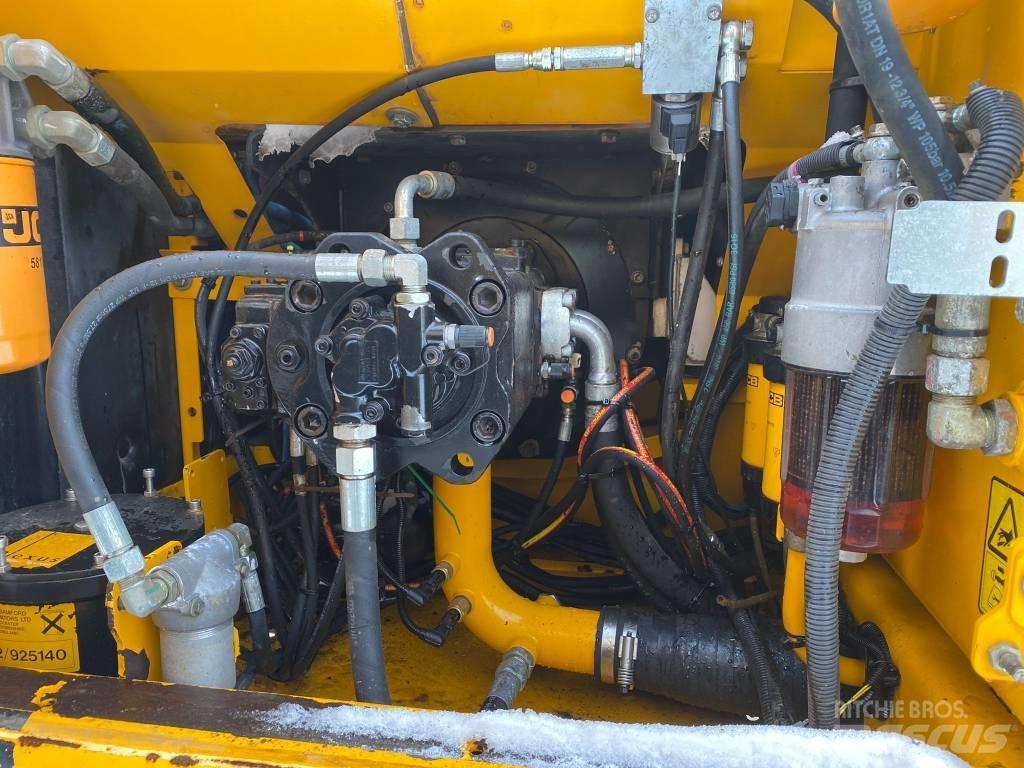 JCB JS 290 LC Pásová rýpadla