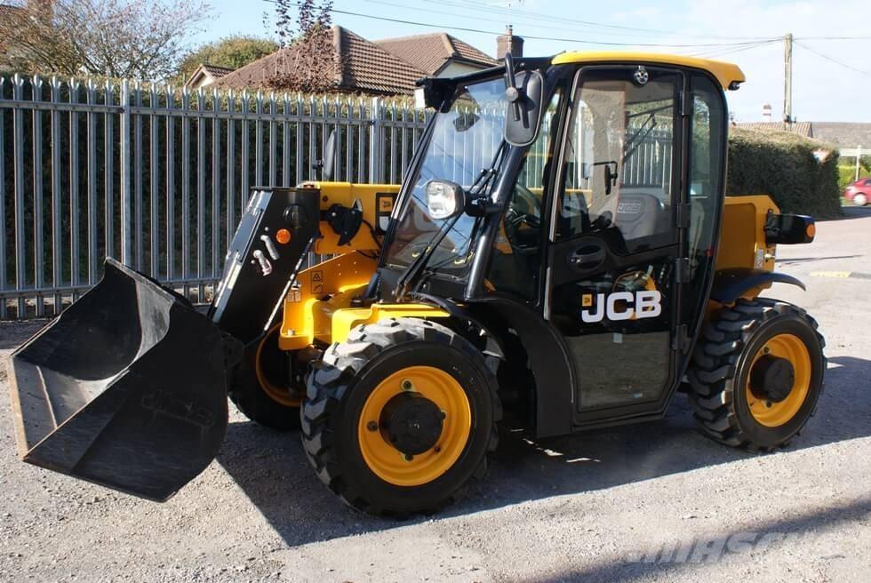 JCB 514-40 Teleskopické manipulátory