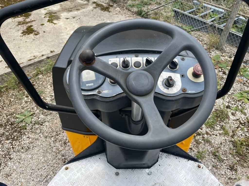 Bomag BW 120 AD-4 Tandemové válce