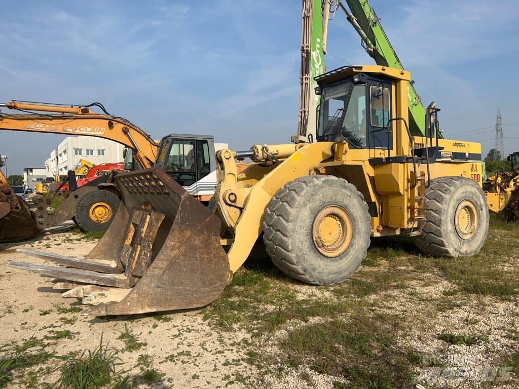 Komatsu WA 500-1 Kolové nakladače