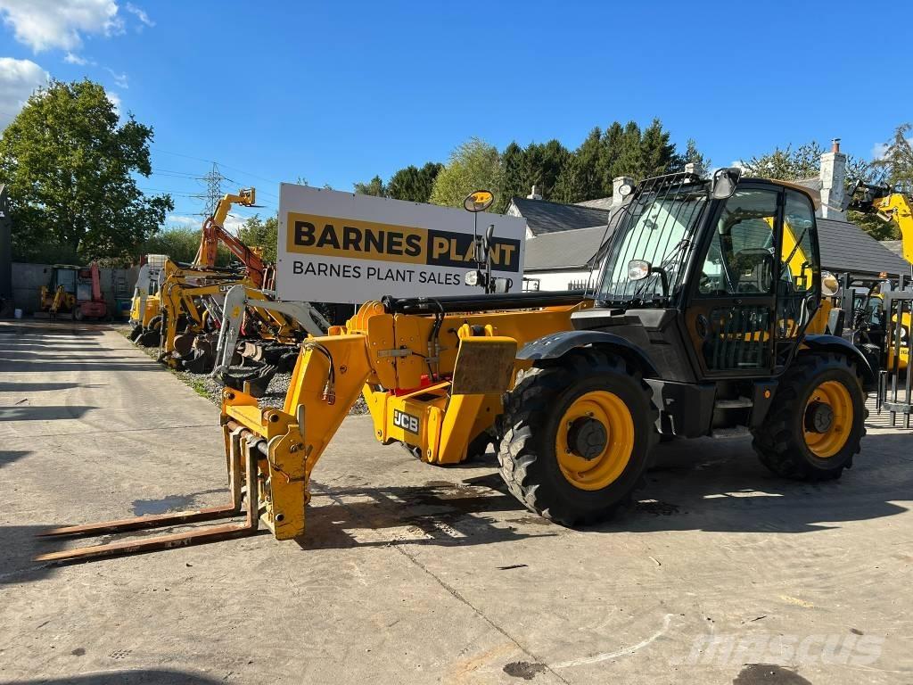 JCB 540-140 Teleskopické manipulátory