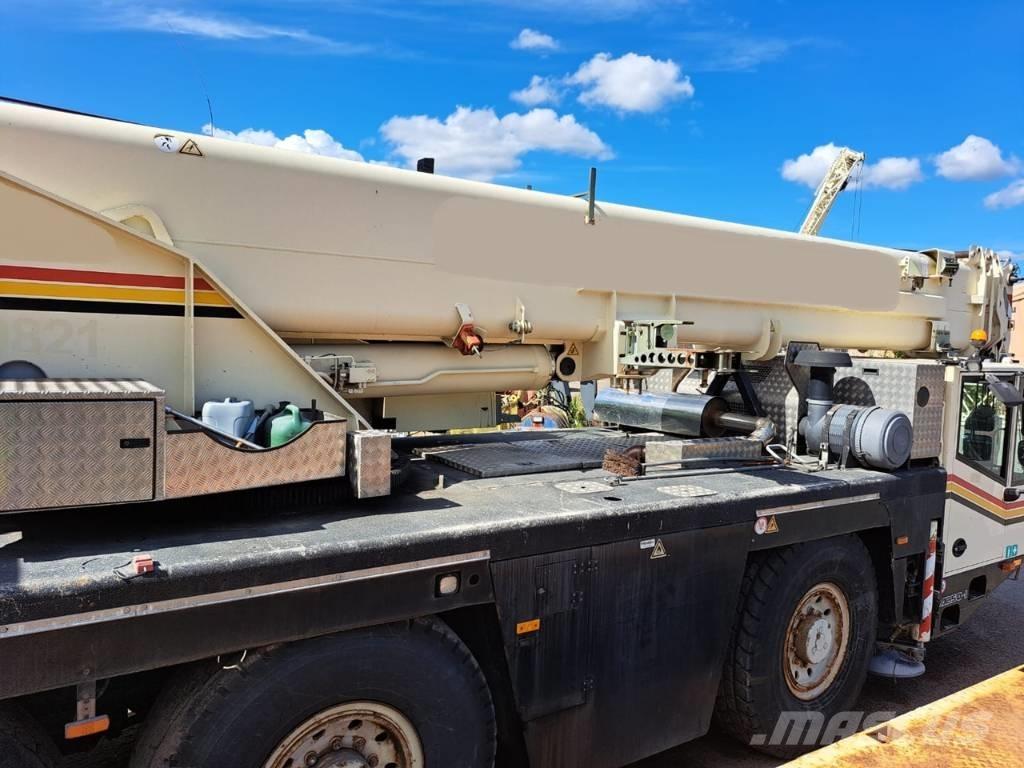 Terex Demag AC 50-1 Univerzální terénní jeřáby