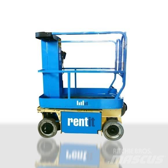 JLG 1230 ES Vertikální sloupové výtahy