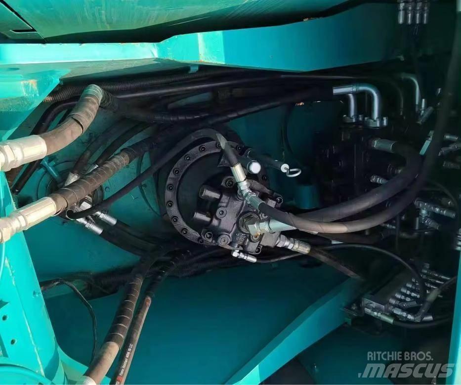 Kobelco SK 250 Pásová rýpadla