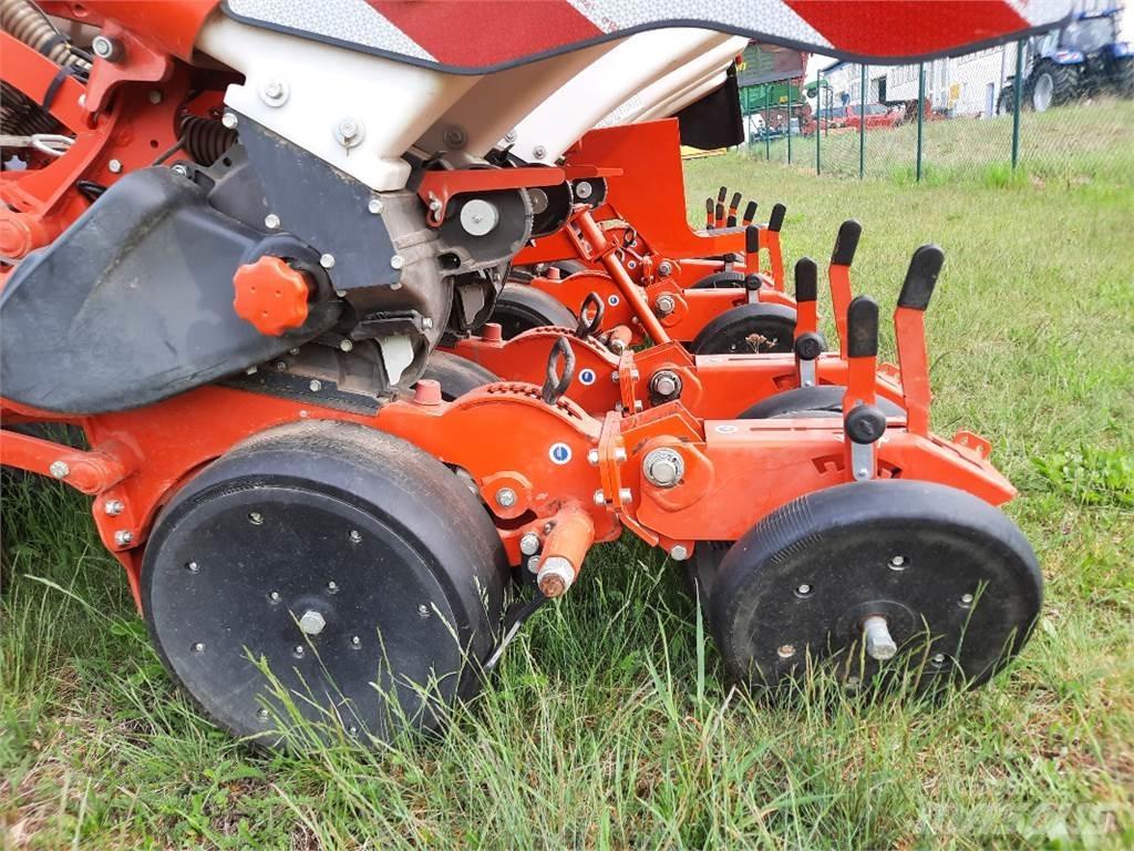 Kuhn Maxima 3RT Přesné secí stroje