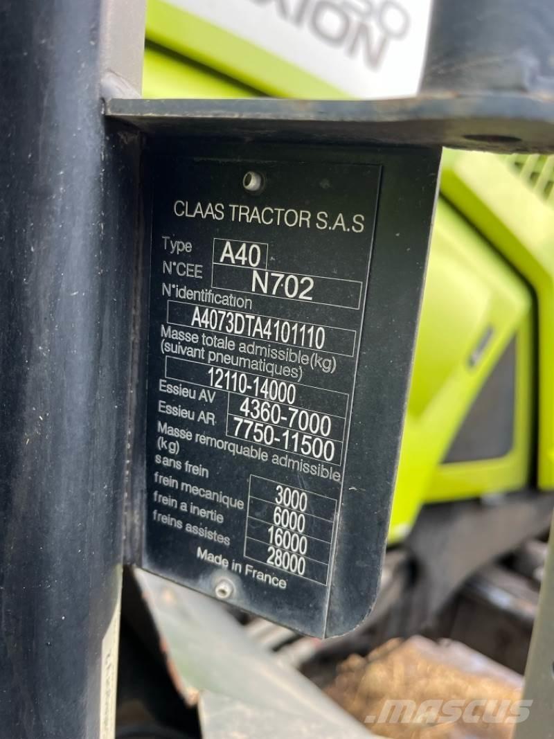 CLAAS Axion 850 Traktory