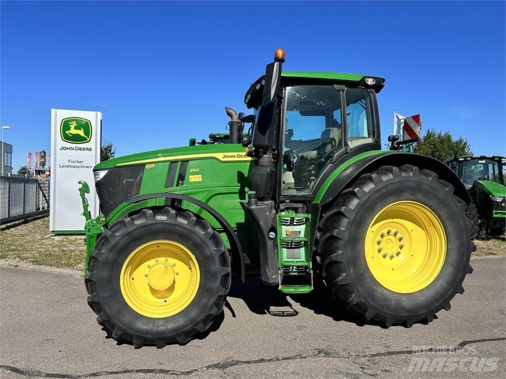 John Deere 6R 250 Traktory