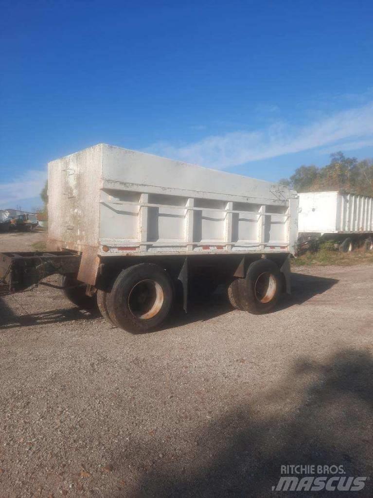 Smith Pup Trailer Sklápěcí přívěsy