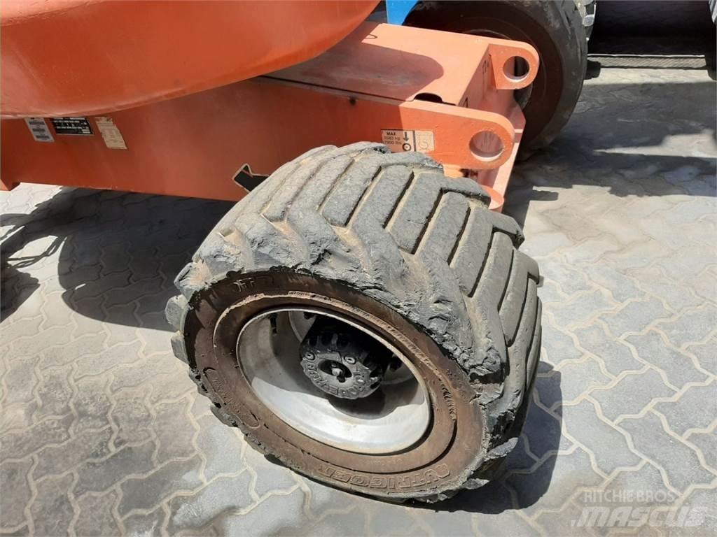 JLG 450AJ Kloubové plošiny