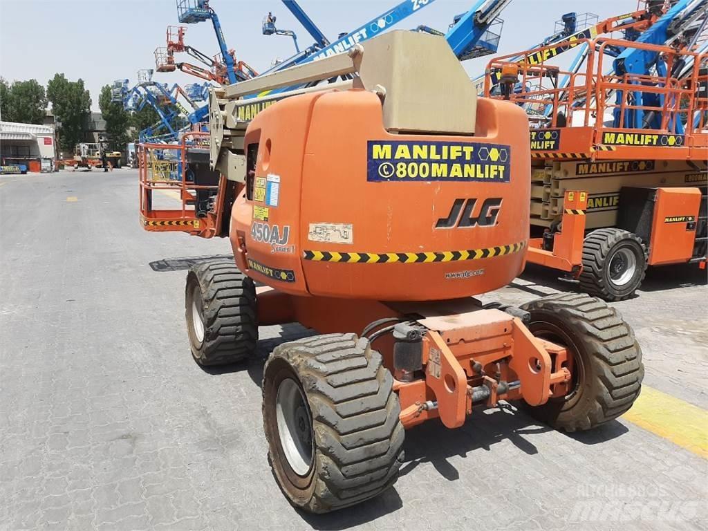 JLG 450AJ Kloubové plošiny