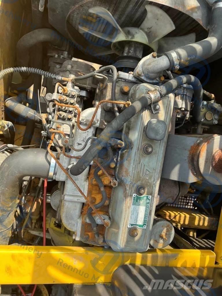 Xinyuan XYB75 Kolová rýpadla