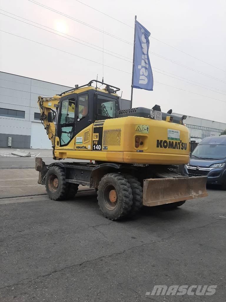 Komatsu PW 140-7 Kolová rýpadla