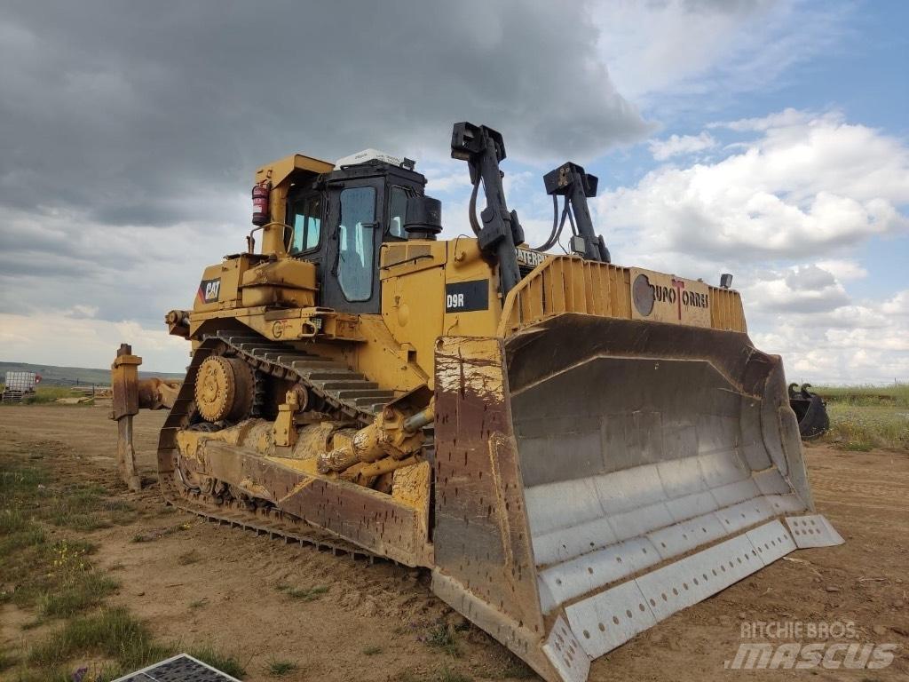 CAT D 9 R Pásové dozery