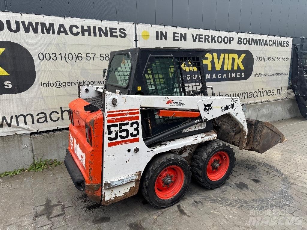 Bobcat 553 Smykem řízené nakladače