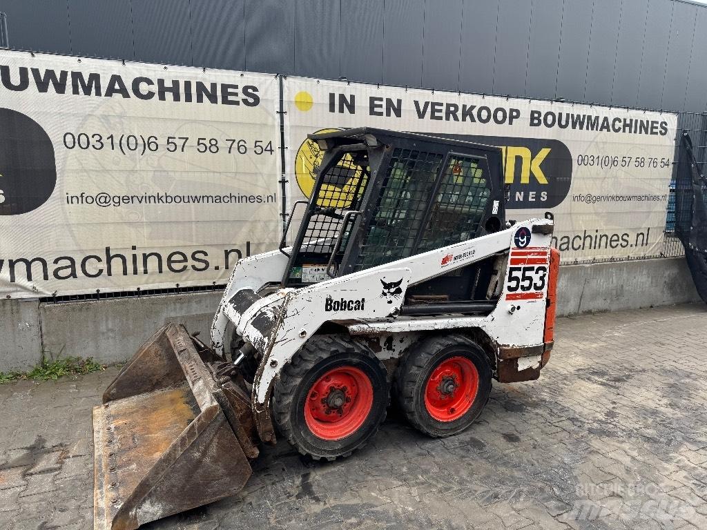 Bobcat 553 Smykem řízené nakladače