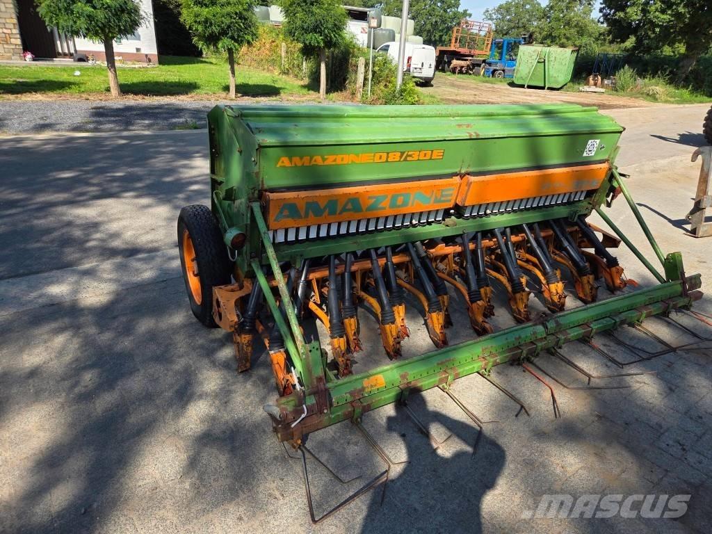 Amazone D8-30 Mechanické secí stroje