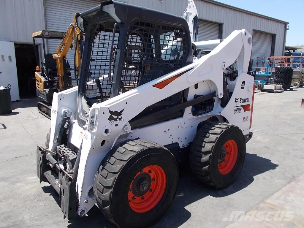 Bobcat S770 Smykem řízené nakladače