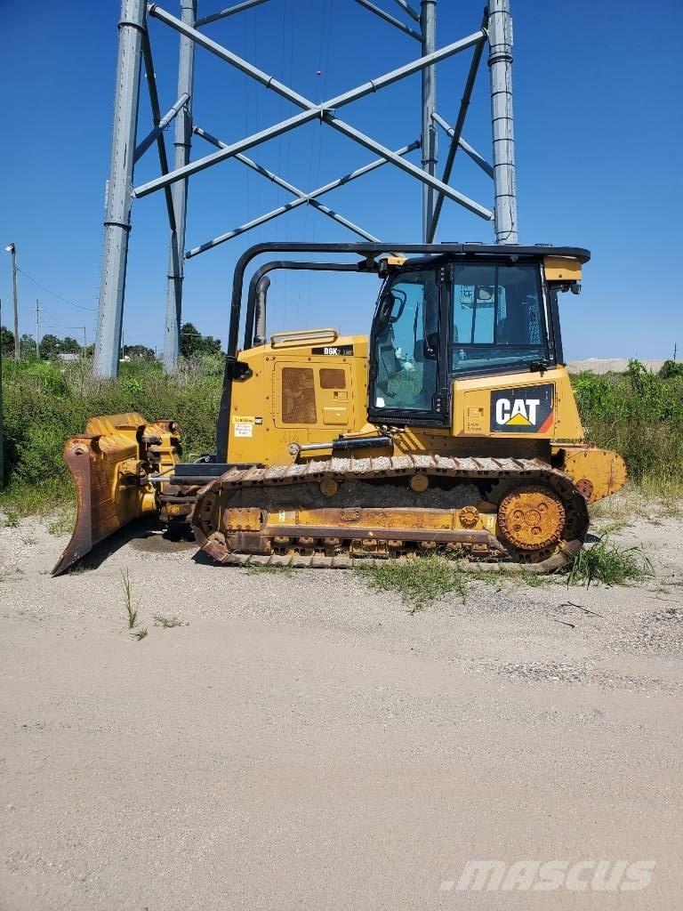 CAT D 6 K 2 LGP Pásové dozery