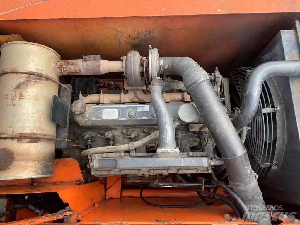 Doosan DH 225 LC-7 Pásová rýpadla