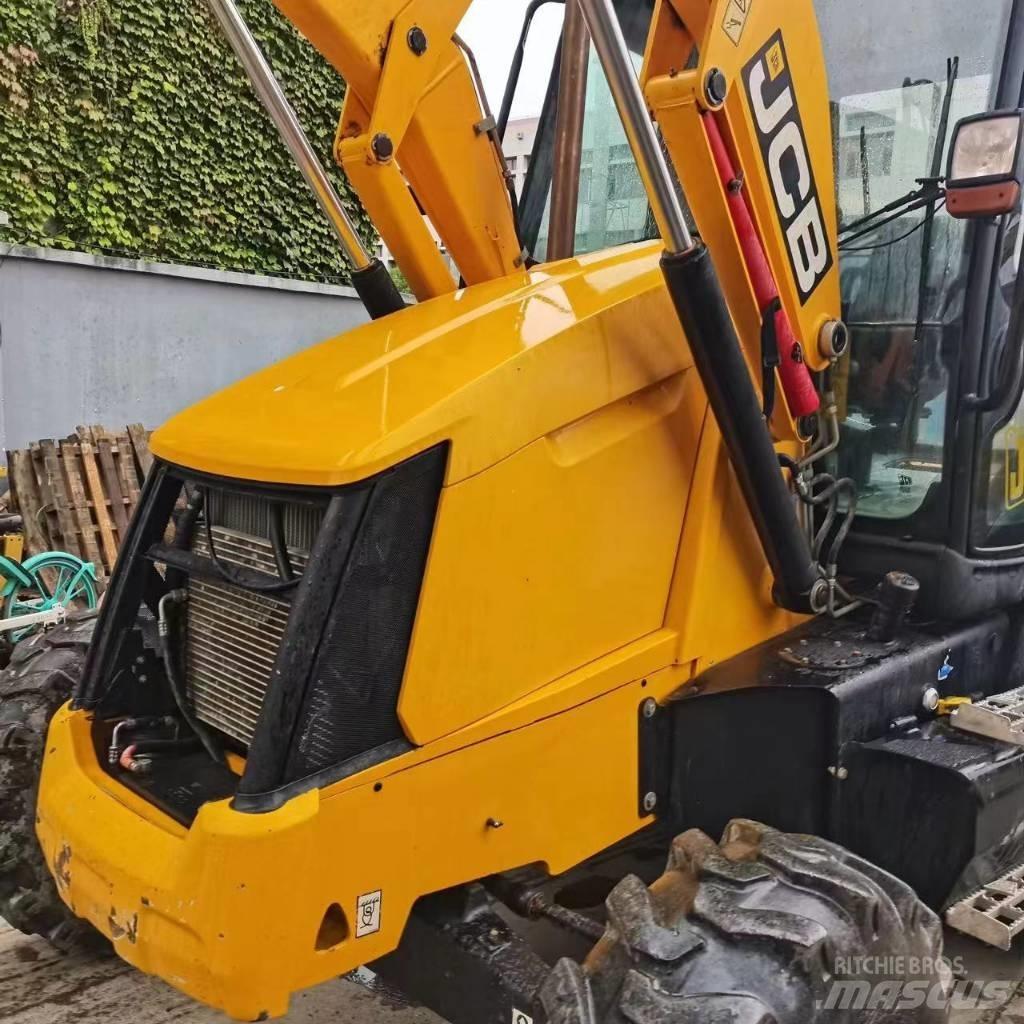 JCB 3 CX Rýpadlo-nakladače
