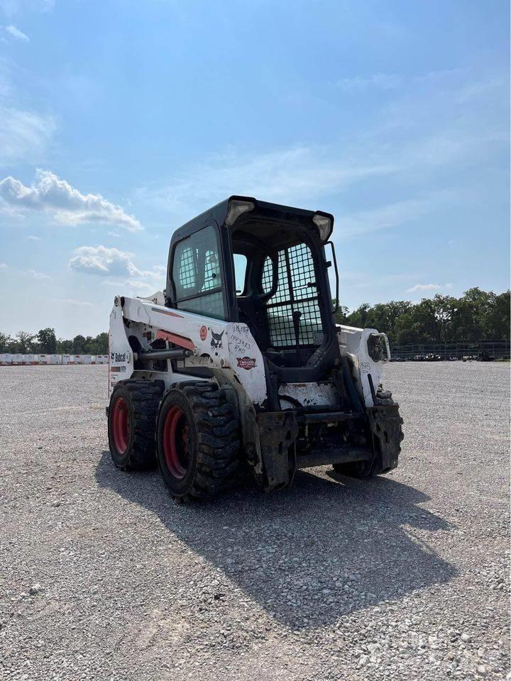 Bobcat S 550 Smykem řízené nakladače