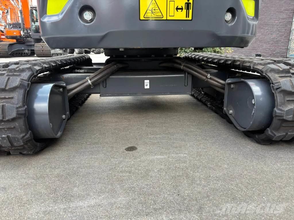 Develon DX20ZE Mini rýpadla < 7t