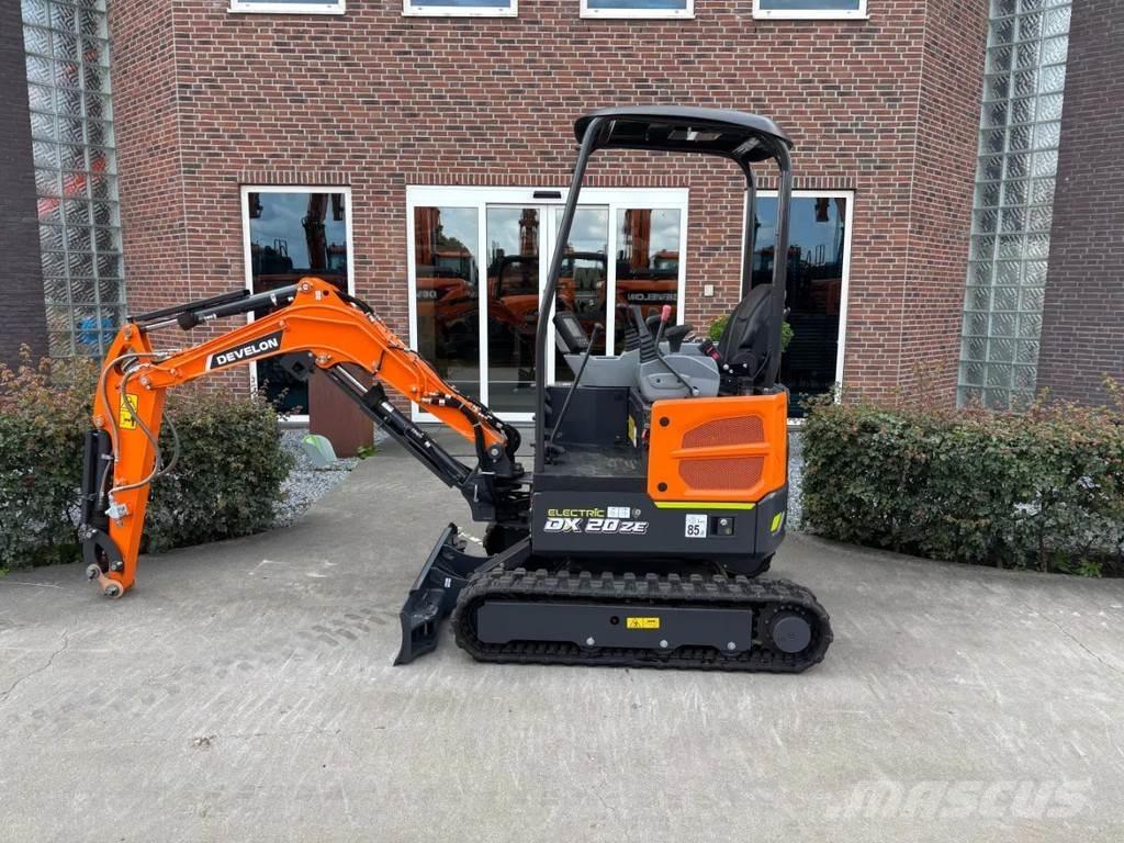 Develon DX20ZE Mini rýpadla < 7t